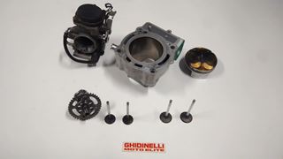 Immagine di kit cilindro 250cc, carburatore, albero a camme e valvole beta rev-4t